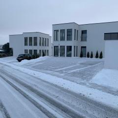 Eifel24, neues und barrierefreies Appartement mit Terrasse