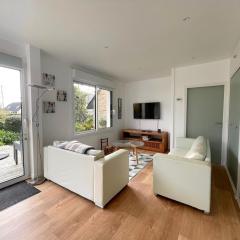 Maison rénovée avec charme, proche des plages