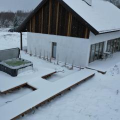 Warmińska Polana - Nowy, całoroczny dom na 2 ha łące dla 8 osób - Gietrzwałd