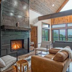 5 Br: Cupp Runneth Over - Luxurious retreat nestled 97 miles from Snowshoe