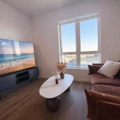 Penthouse Corner 3 Bedroom Condo with Large Private Balcony and Parking
