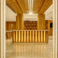 Luxury Living - The Vanson Pride