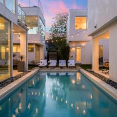 Sleeps 32 Private Compound w Putting Green Bouldin Collective by AvantStay