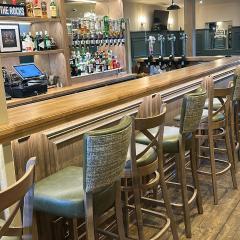 Seven Stars Bar and Restaurant