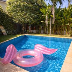 Private Pool & Cinema House