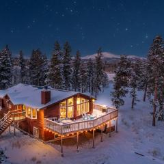 Cabin with Hot Tub, Forest Views, Sleeps 10, 27mi to Breck