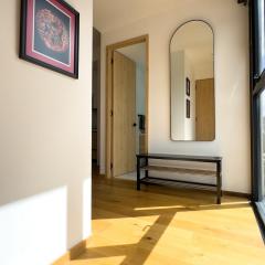 NEW - Central location studio with Terrace