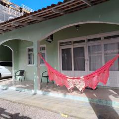 Casa com 4 quartos a 300m do mar da Praia de Palmas