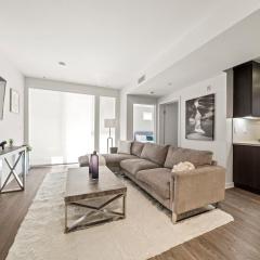 Heart of the Santa Monica Chic 2 bedroom condo