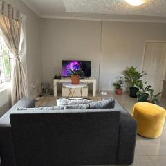 Prime Ezulwini 1-Bedroom Near Corner Plaza & Wi-Fi