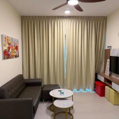 Perfect Gateway at Kenny Hill Apartment 3R2B
