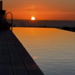 St Kilda Parkside Retreat Rooftop City Views