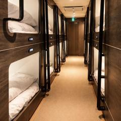 Capsule Hotel Suzumoriya