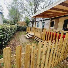 Camping domaine des Iscles - LA ROQUE D ANTHERON -Mobil-home confort 3 ch 2 clims - Camping