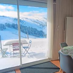 Vue exceptionnelle tout en haut des montagnes, dépaysement total !