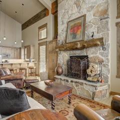 Mont Cervin 32 by AvantStay Ski In Ski Out Home in Silver Lake Village w Hot Tub