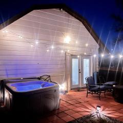 Barn getaway-Hot Tub-at Ft Sill-1 bedroom only of 2