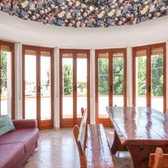 Marcelli, trilocale con balcone e posto auto