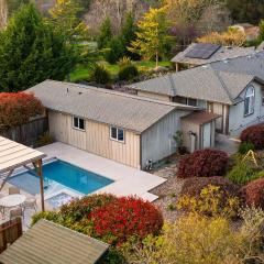 Sonoma Hideaway w Private Pool Fire Pit Game Room Guest Studios