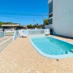 Casa com piscina próximo a praia