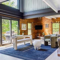 PoolHot Tub Firepit Near Hikes Shops Dining Cragswood Lodge by AvantStay