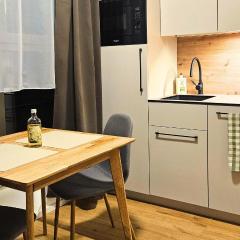 TeddBear Apt - Stylish Studio with a Cozy Soul