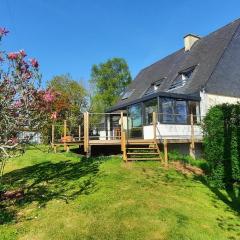 Maison aux portes de la ville