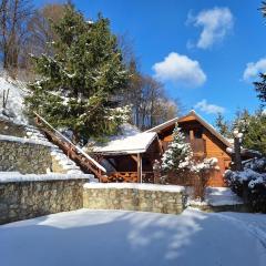 Chata Parnica v objeti slovenskych hor