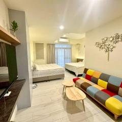 13人包棟 - 三多路市區房源 - 淘樂漫旅Taole House - 加大雙人床