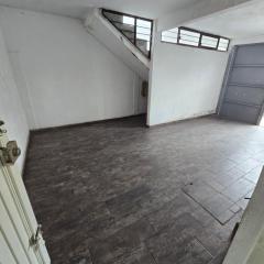 Departamento 4 céntrico cerca de Zona Industrial