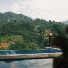 Kasturi Bukit A Aida D Manggis Janda Baik 8 Bedrooms 4 Storey Private Bungalow with Infinity Swimming Pool & Mount Nuang View