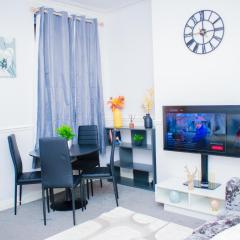 Campbell House 4Bed Home Sleeps 6