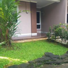 Guest House Omah Ningrat Bogor