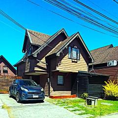 Casa en condominio con junto al río calle calle