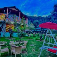 Munnar Tea Estate Cottage and Resort - Away From City Hustle