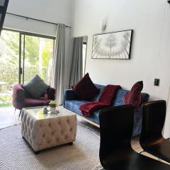 Zalari Luxe Loft B, Nature 1 Bed Loft, Paulshof, Sandton