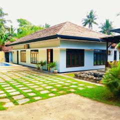 Abbi Holidays - Entire Private Villa with Swimming Pool - jaffna town