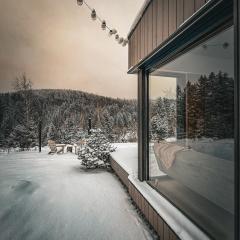 Kota Garana-Couples Mountain Hideaway with a View