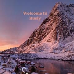 Husly Reine - your home with Reinebringen view