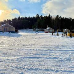 Glamping Niebiańska Osada Jurty Dolnośląskie
