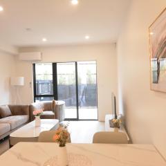 Brand New 3BR Townhouse &Free Parking &Gated Community