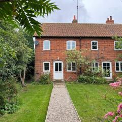 Beautiful Cottage in Little Glemham, Suffolk
