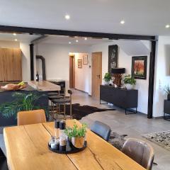 Ferienwohnung mit eigenem Garten und Burgblick