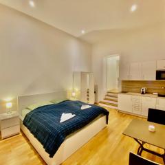 Platz für bis zu 6 Personen, 2 Badezimmer, Top Lage in Kreuzberg