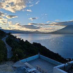 White House Lake Lodge-Atitlán