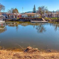 Lakefront Retreat • Private Yard + Fireplace