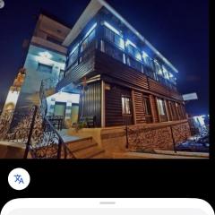 אחוזת האושר