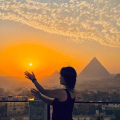 Hotel Hayden Pyramids View