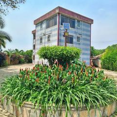 Shoebill Roost Posada