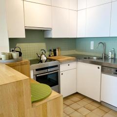 Waveside Corner Apartment, cleaning included